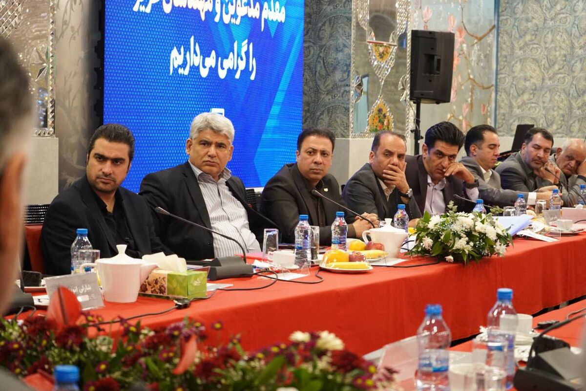 OGQzNAUqGRYy