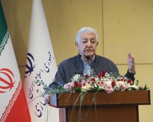 پرویز پیران: بازسازی پس از جنگ باید فراتر از احداث دوباره ساختمان‌ها باشد